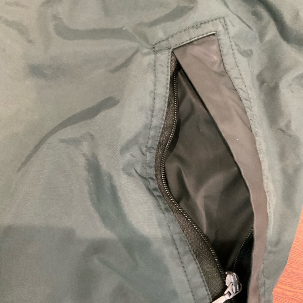 Men's Unique Style Vintage Nike Pullover Windbreaker in 2 Tone Green - Picture 10 of 10